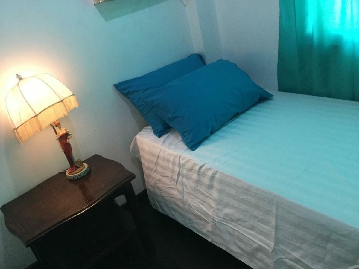 Joyful Island Hostel Lapu-Lapu City Eksteriør billede