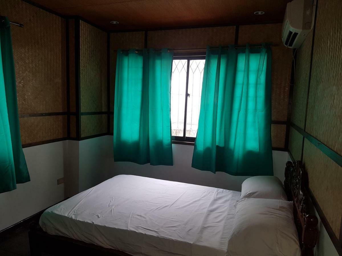 Joyful Island Hostel Lapu-Lapu City Eksteriør billede
