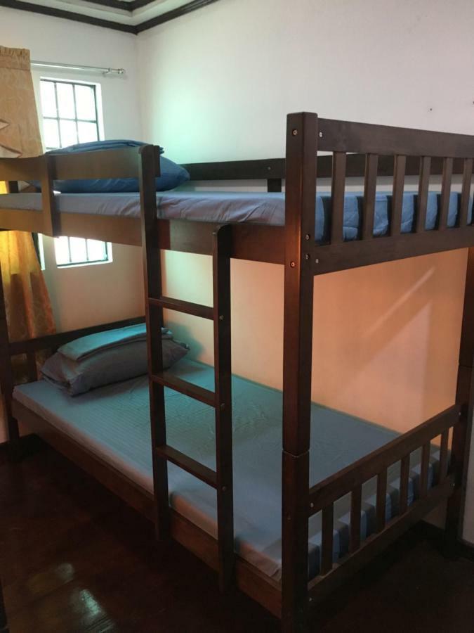 Joyful Island Hostel Lapu-Lapu City Eksteriør billede