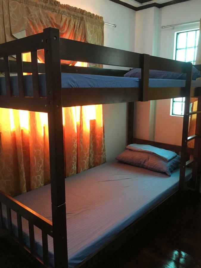 Joyful Island Hostel Lapu-Lapu City Eksteriør billede
